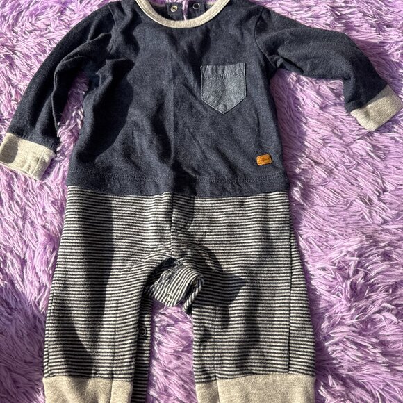 Tea Collection baby romper in size 3–6 months - Picture 1 of 2